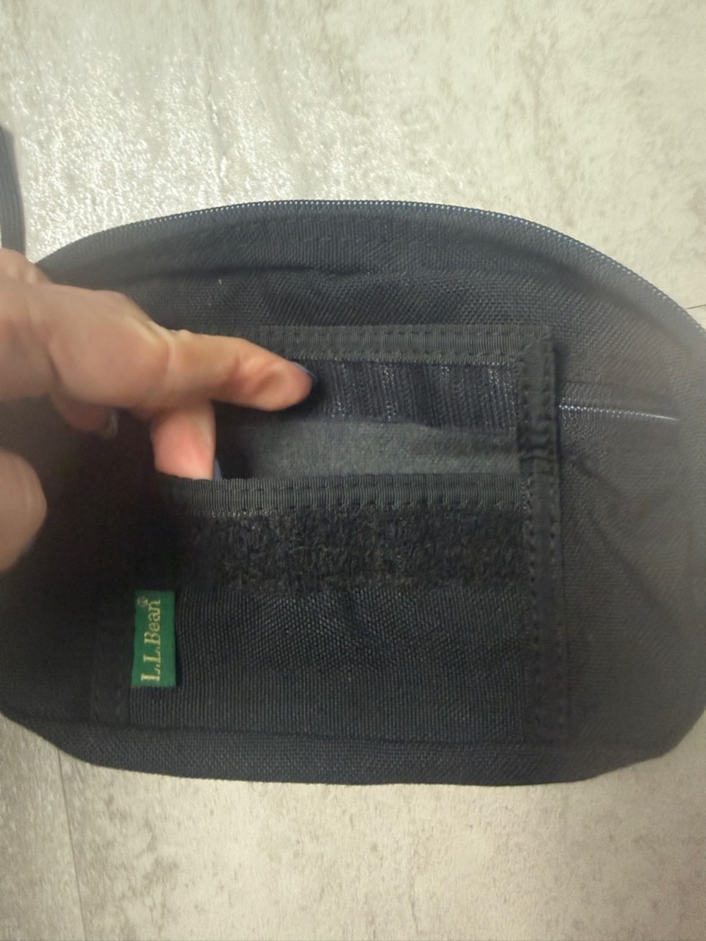 Vintage L.L. Bean belt bag wristlet - Picture 3 of 10